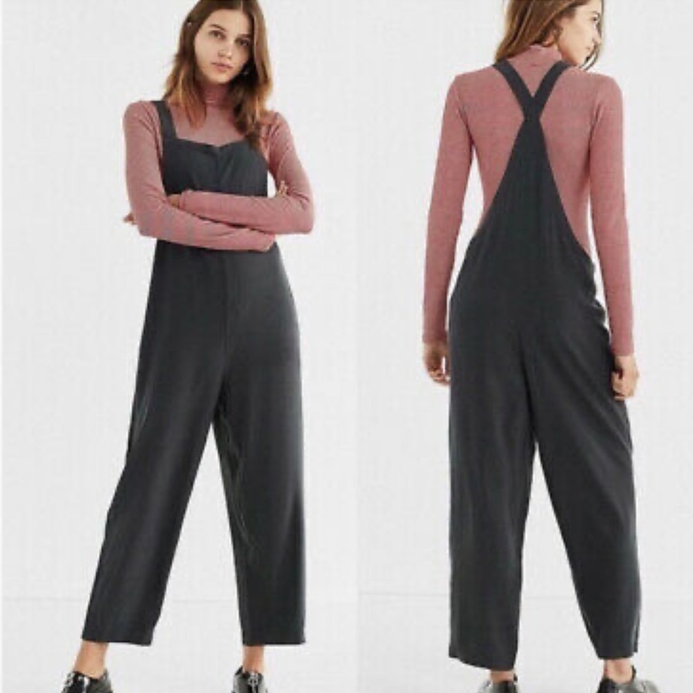 Urban Outfitters | Soft Grey Overalls Jumpsuit